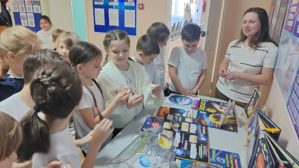 День космонавтики в библиотеке