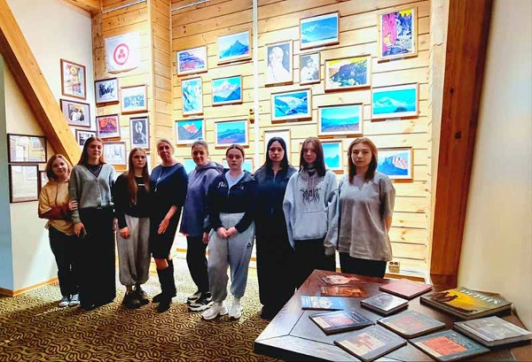 Выставка репродукций Николая Рериха