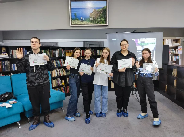 Интеллектуальный турнир «В начале было слово»