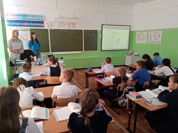 Международный день детского «Телефона доверия»